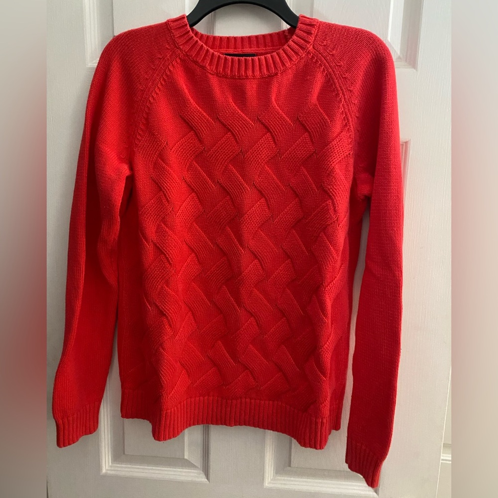 LandsEnd sweater coral color only worn once size Large 14-16